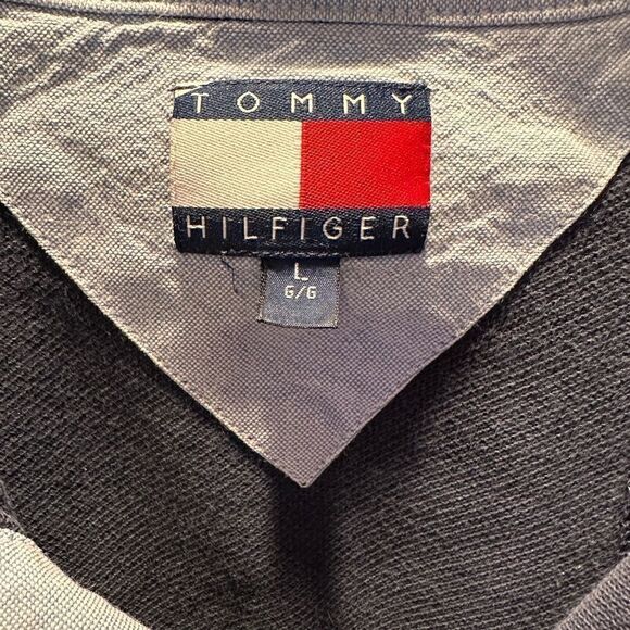 Tommy Hilfiger Short Sleeve Polo Shirt. Size Large - Picture 3 of 4